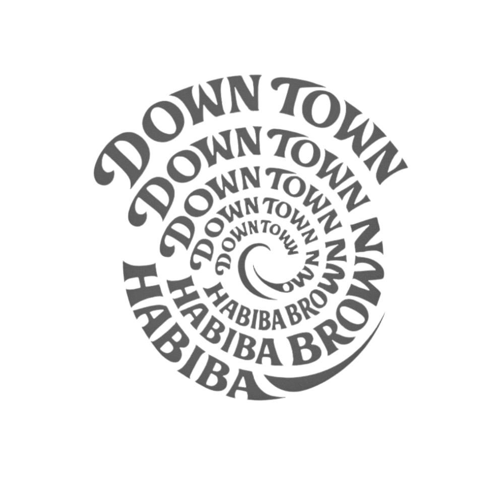 Spiralförmiges Logo mit konzentrisch angeordnetem Text Downtown und Habiba Brounn.