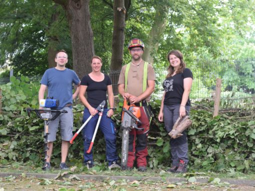 Kommende - Benjeshecke Personen